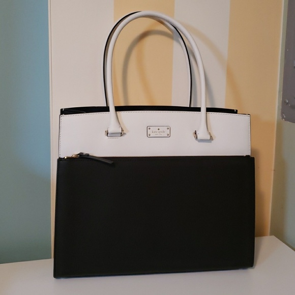 kate spade Handbags - Amazing Kate Spade shoulder bag NWT